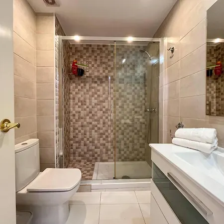 Rosaleda Monterey Apartman *